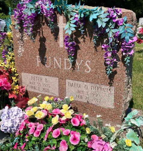 Onos Dikinytės - Pundys kapas. Iš findagrave.com